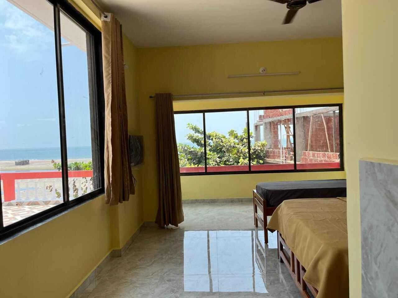 Klub Khavana- The Exclusive Beachfront Resort Vengurla Bagian luar foto