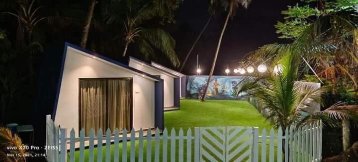 Klub Khavana- The Exclusive Beachfront Resort Vengurla Bagian luar foto