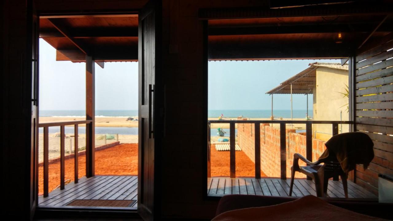 Klub Khavana- The Exclusive Beachfront Resort Vengurla Bagian luar foto